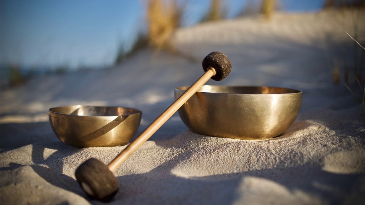 Tibetan Singing Bowls with Christine Heckel