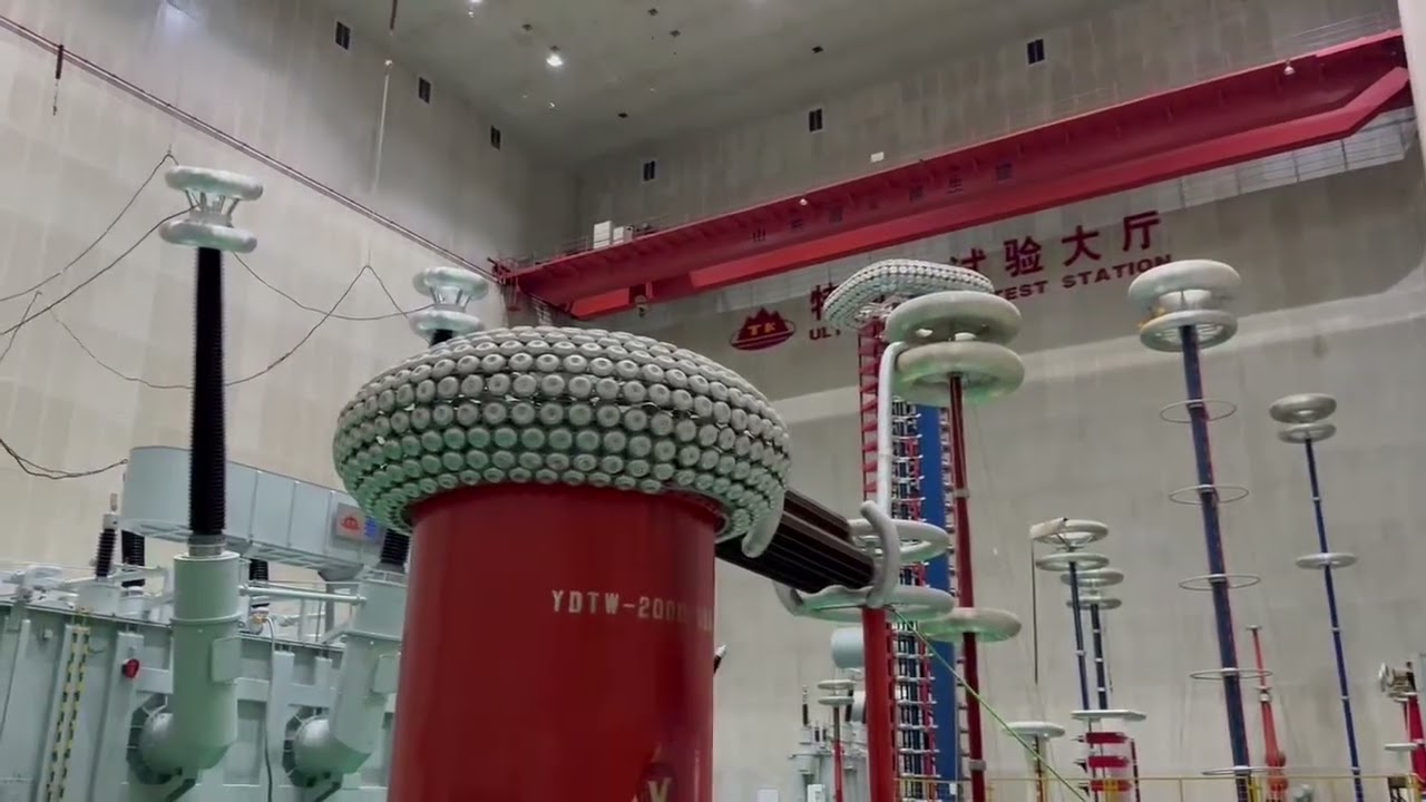 Equipment in the test hall.