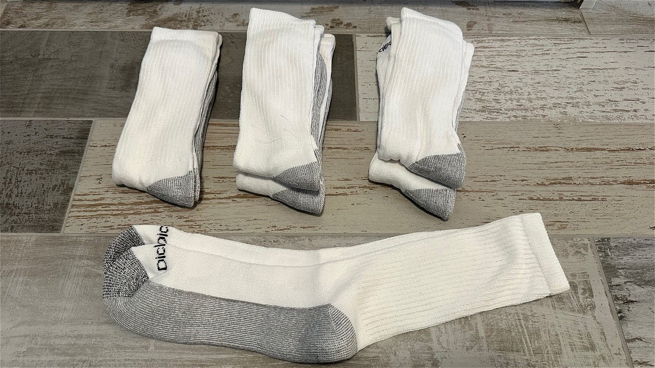 Dickies Men's Dri-tech Moisture Control Crew Socks - 6 pairs