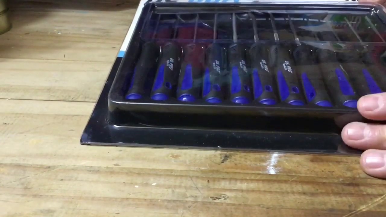 Unboxing and reviewing a US Pro Screwdriver and Pick Set