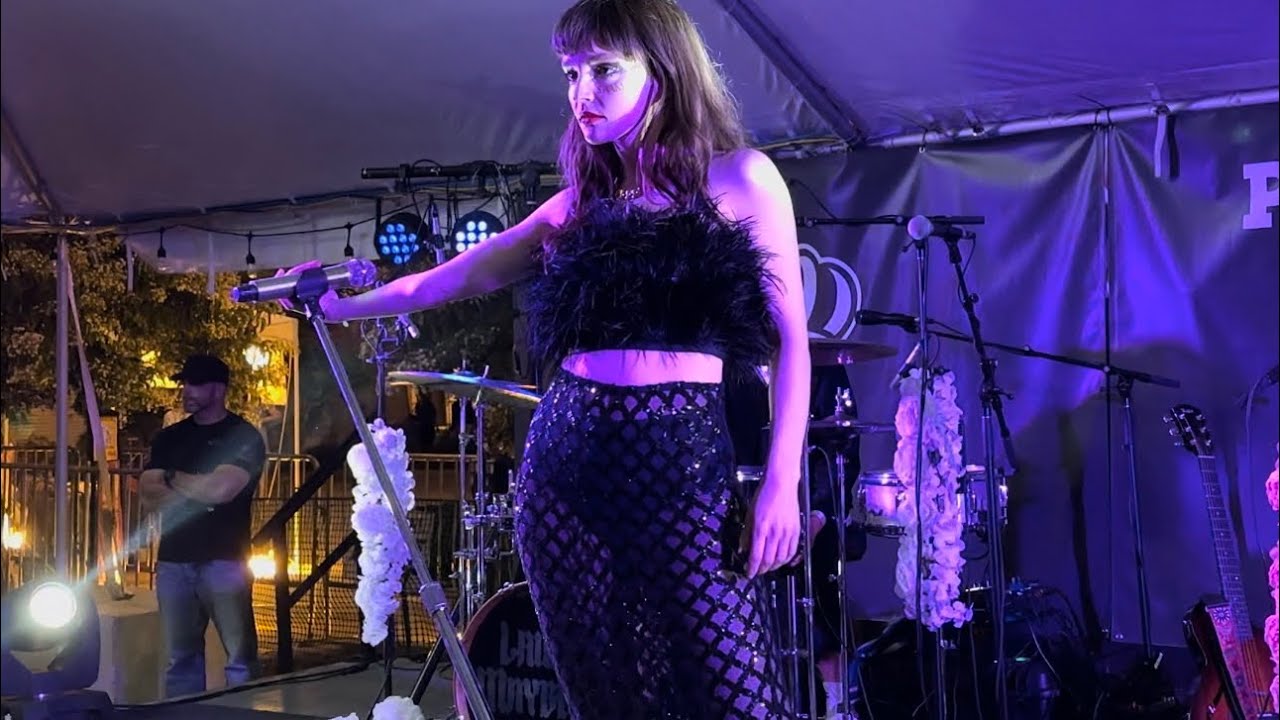 Lauren Mayberry (Live) - Bird (Urbana, IL - Pygmalion Festival - Rose Bowl Tavern) (9/23/2023)