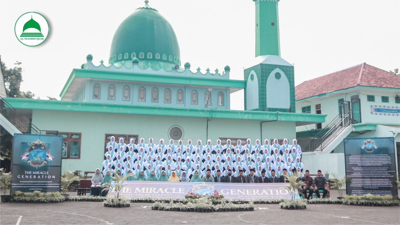 Perfotoan Santri Wati Kelas Akhir 619 The Miracle Generation (Part 2)