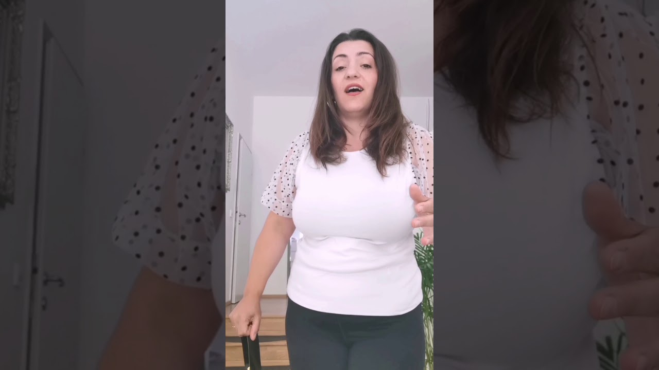 APPOGGIO TECHNIQUE online lessons available.  BREATHING TECHNIQUE FOR OPERA SINGERS