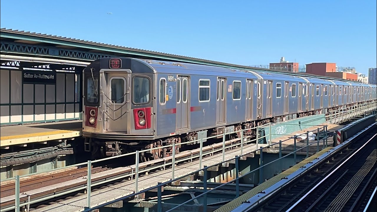 IRT Livonia Av Line: (2) (3) Lcl Trains @Sutter Avenue-Rutland Road