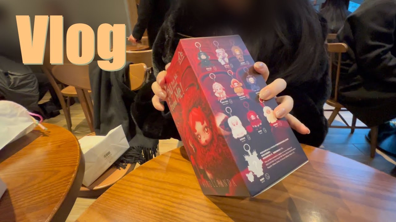 재택하는 직장인 일상 브이로그 | 성수 팝마트 윈터빌리지 팝업, 라부부, 스컬판다 키링 언박싱 | 호텔결혼식, 엄마생신 베즐리 | 모세혈관확장증 레이저