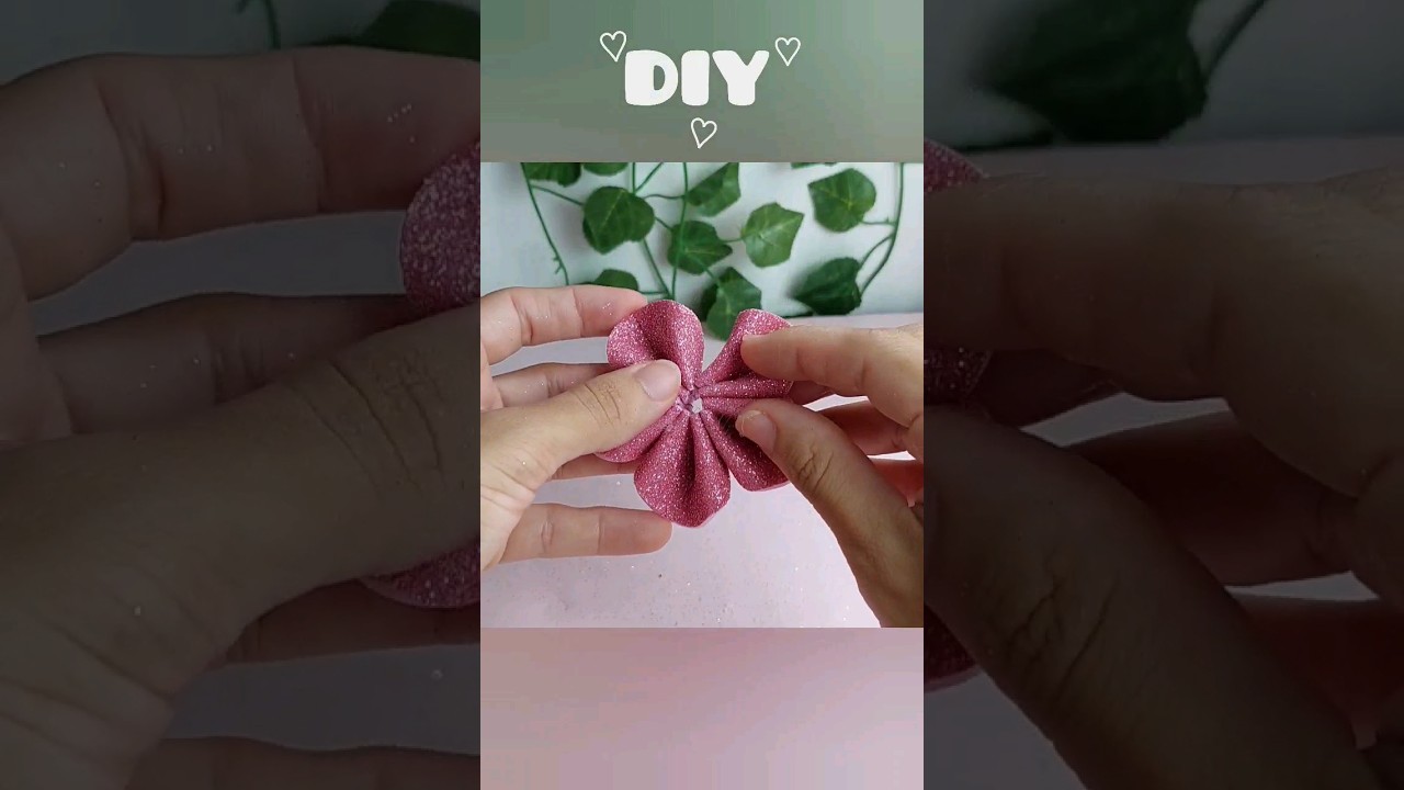 💥Flor de EVA💥 simples com glitter | Diy flower craft | flor en foami