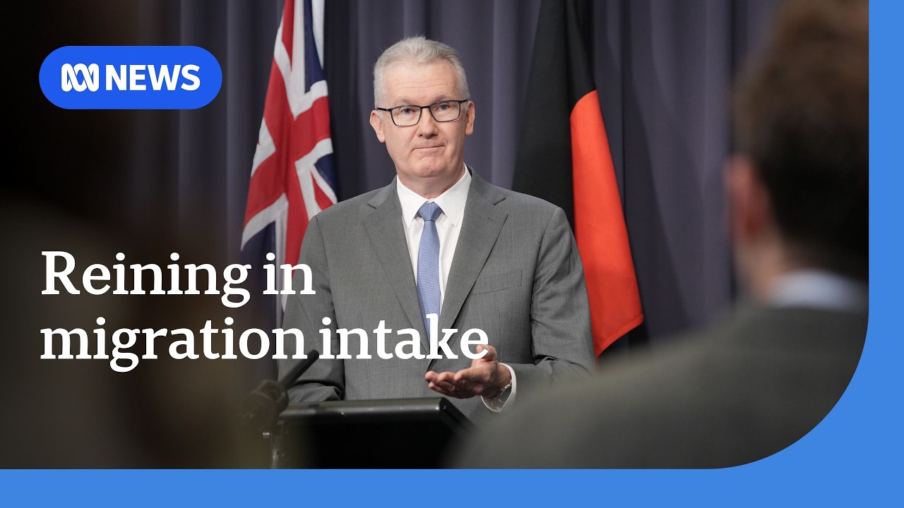 Tony Burke postpones announcement of sweeping immigration changes | ABC NEWS