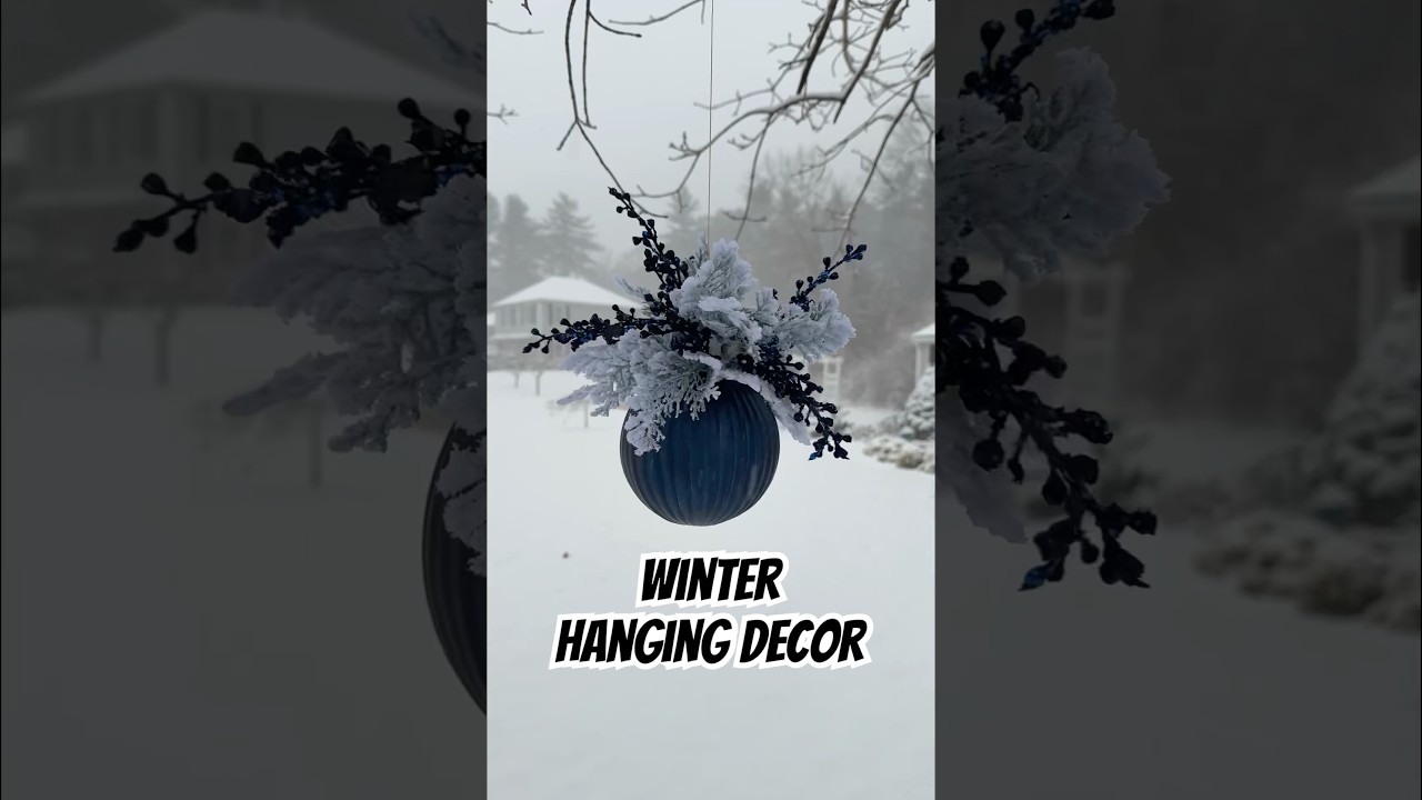 Create this magical, hanging decor for the winter season! 💙❄️ 