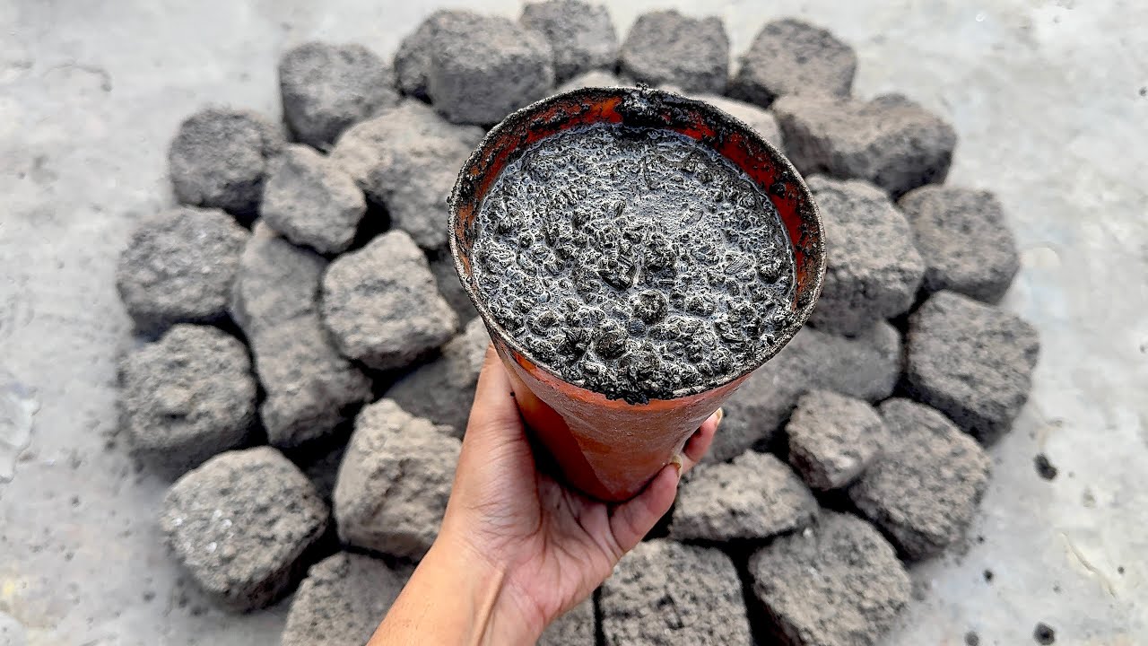 New bombastic crumbling video of charcoal flakes texture dry floor with paste pouring 🔥🌹