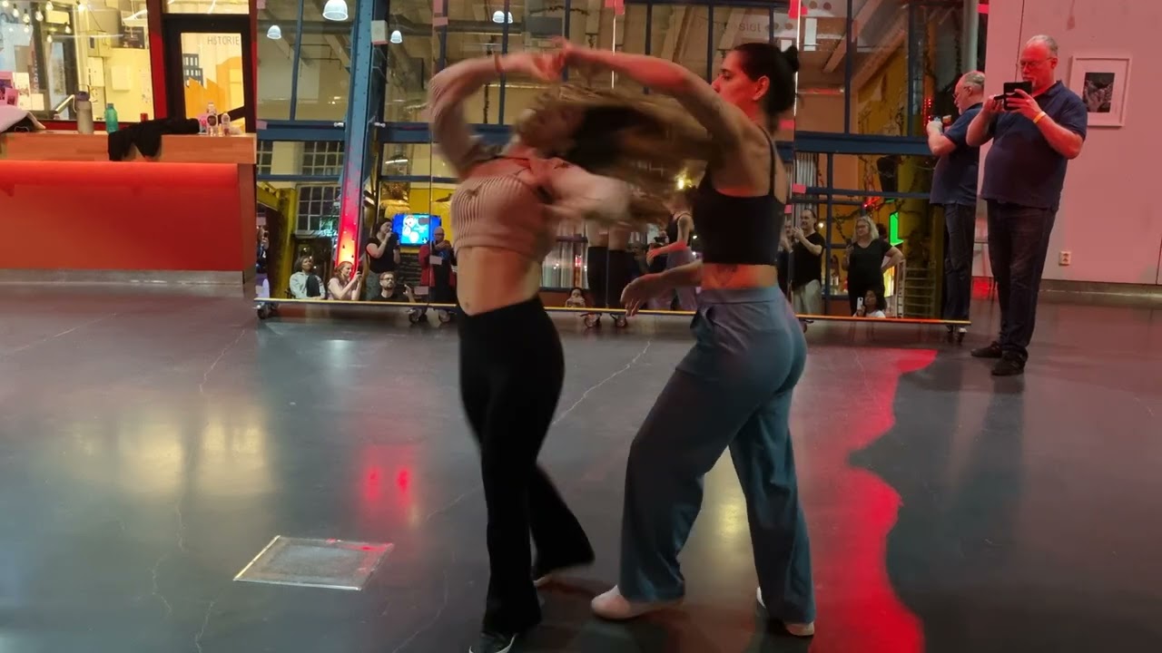 Rachel Ramalho and Laura Davala, Brazilian zouk demo in Västerås, Sweden 2024