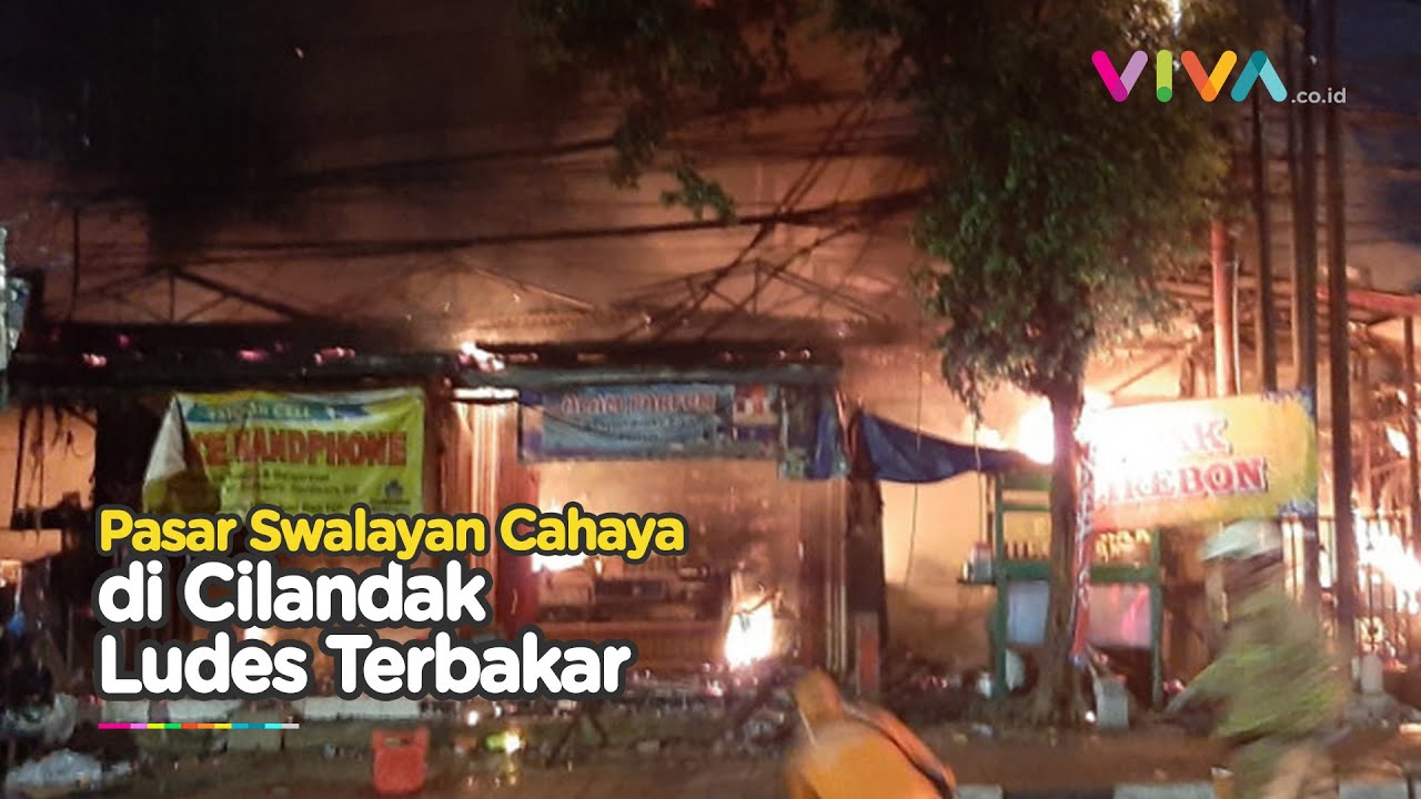 Pasar Swalayan Cahaya di Cilandak KKO Jakarta Selatan Terbakar