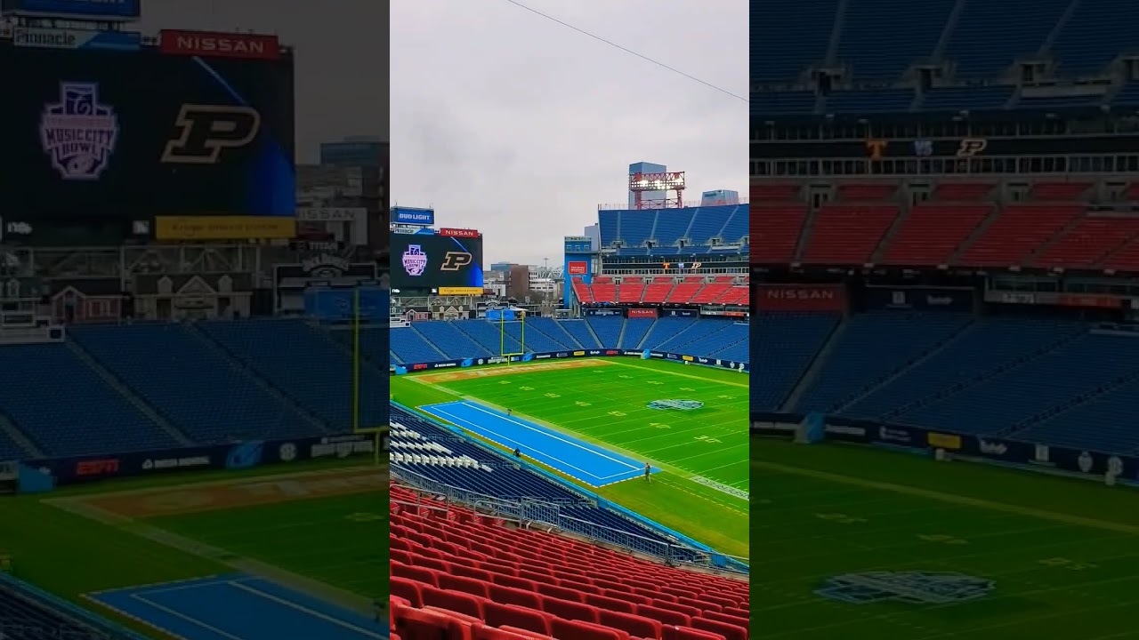 Check out Nissan stadium with me! Home to the Tennessee Titans NFL Team #vlog #nfl #fyp #shorts