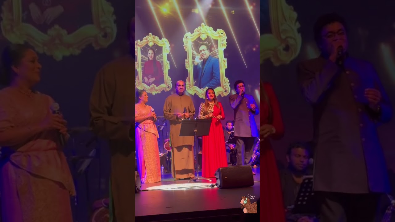 Sri Lankan artists Sunil Edirisinghe, Pradeepa Dharmadasa, Sashika Nisansala, Jagath Wickramasinghe🎼