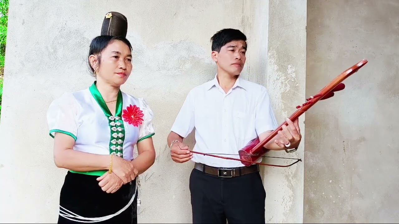 Hát Thái// tiến người yêu đi bộ đội// chị lò xiến tuần giáo hát với đàn nhị lèo Doan rất hay luôn 