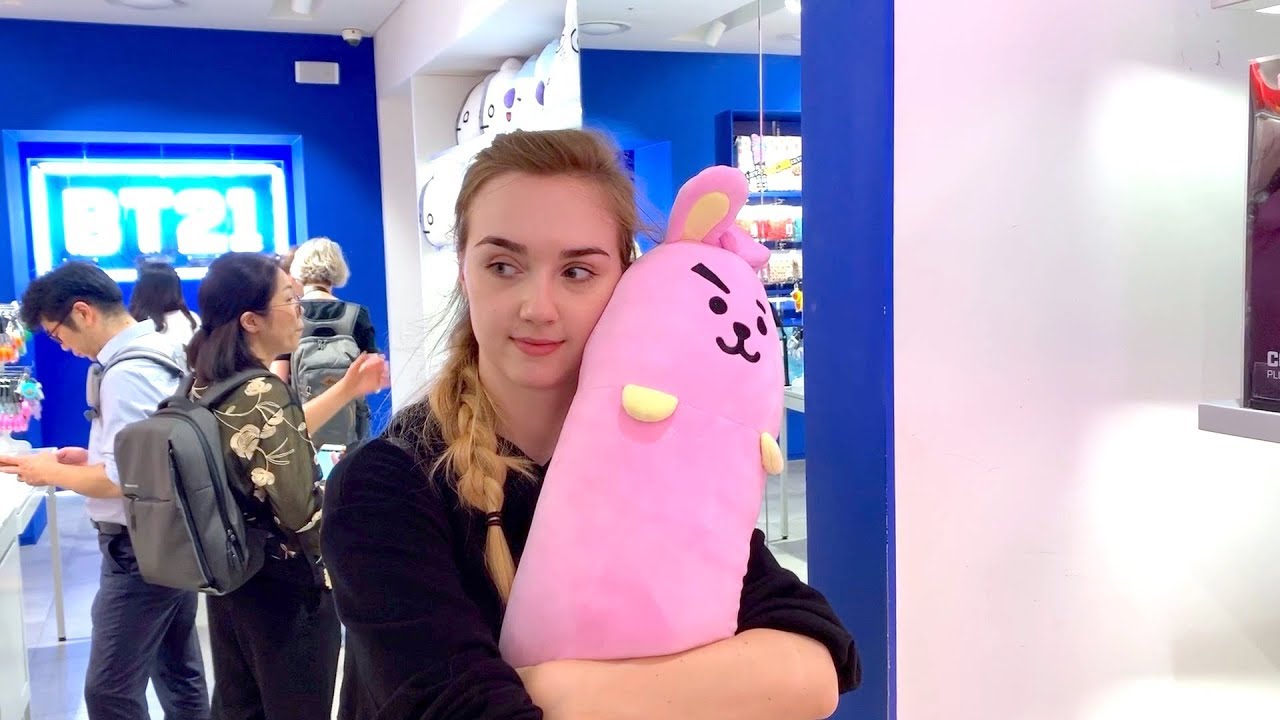 Finding as much BT21 goods as possible in an hour in Hongdae