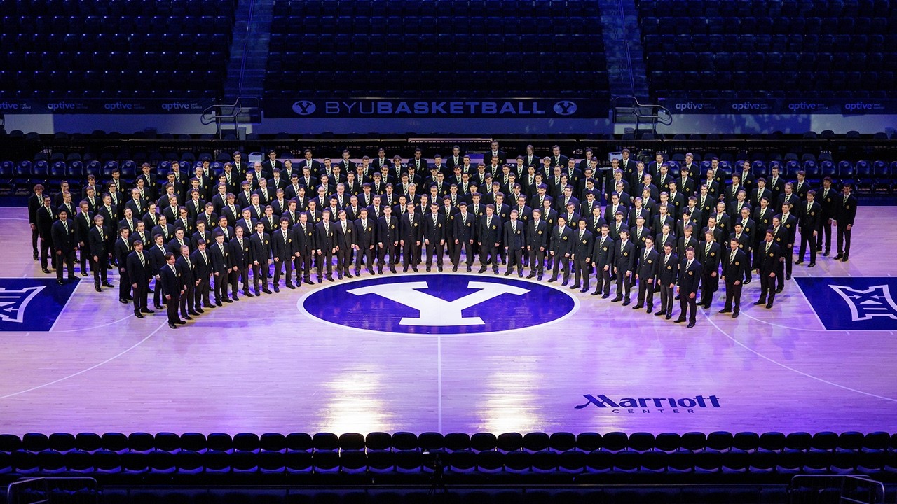 Rise and Shout! 💙 BYU Men&rsquo;s Chorus Sing the Cougar Fight Song 🎶