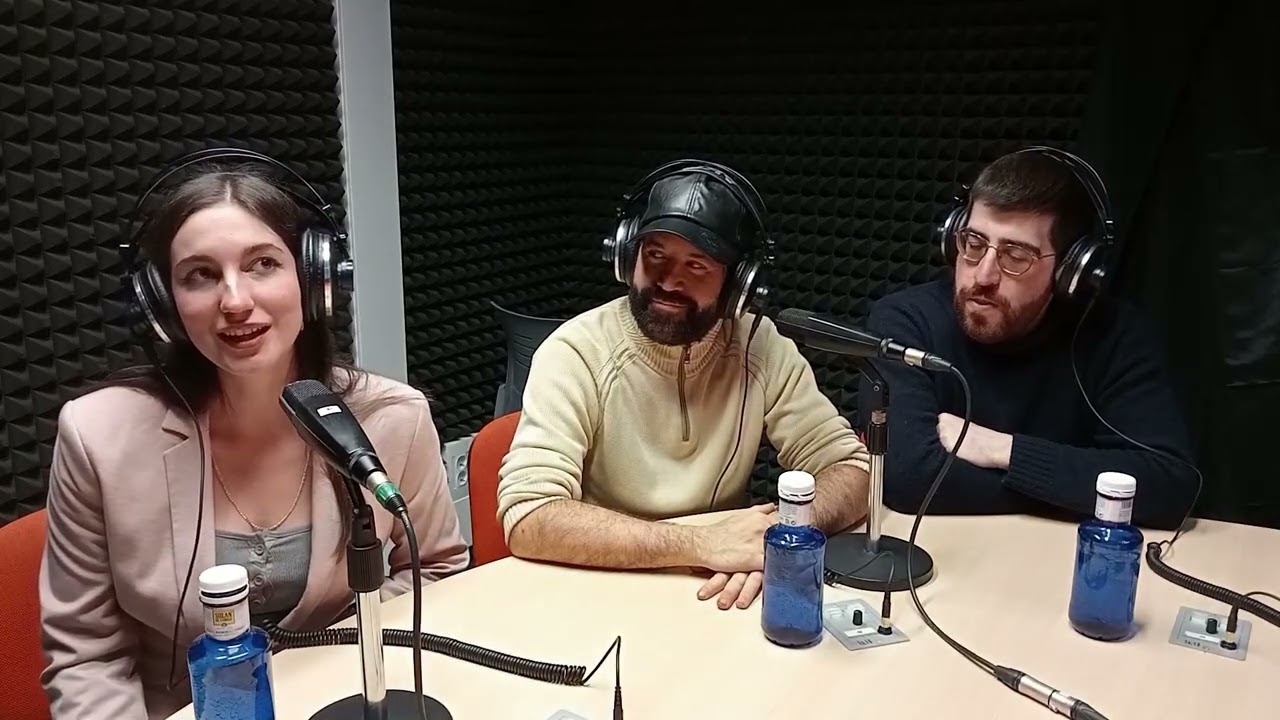 Entrevista realizada a Jaume Najarro, Andrea y Blai Martin.