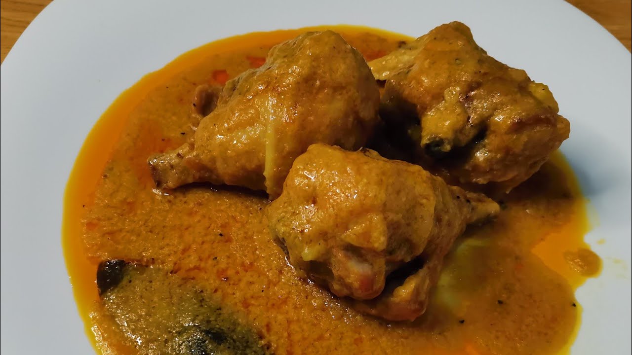 me encanta el pollo cocinado así!! En salsa de almendras, riquísimo😋
