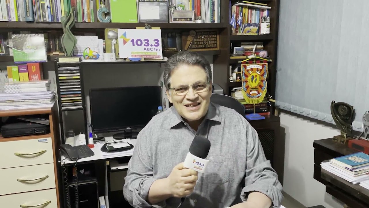 Cl&aacute;udio Brito
