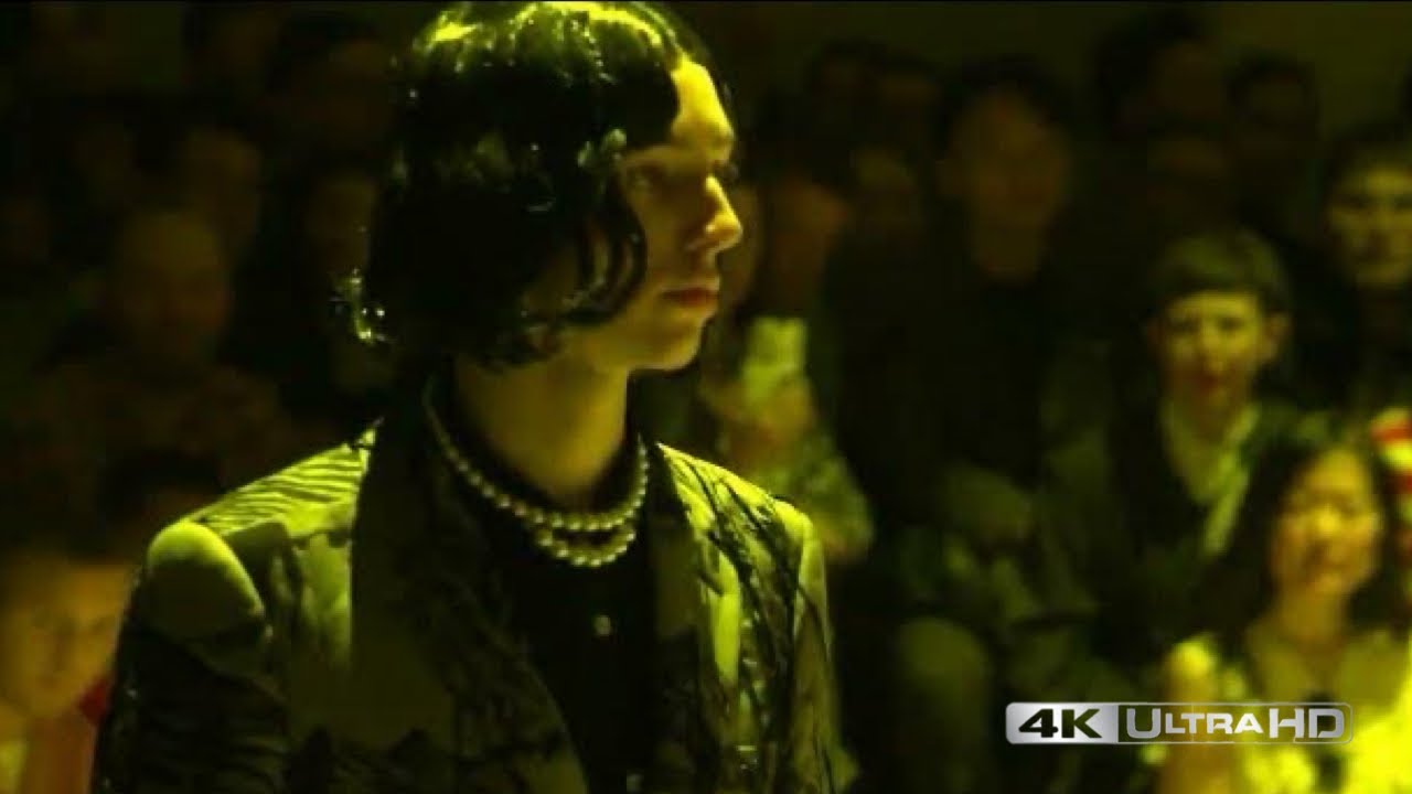 Comme des Gar&ccedil;ons Homme Plus - SS20 Collection Runway Show - 4k Ultra HD