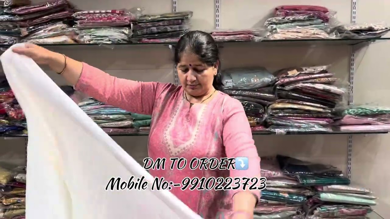 🌸Pashmina Shawl & Stole✨✈️Free shipping available across India 📲 DM or WhatsApp 9910223723 to order.