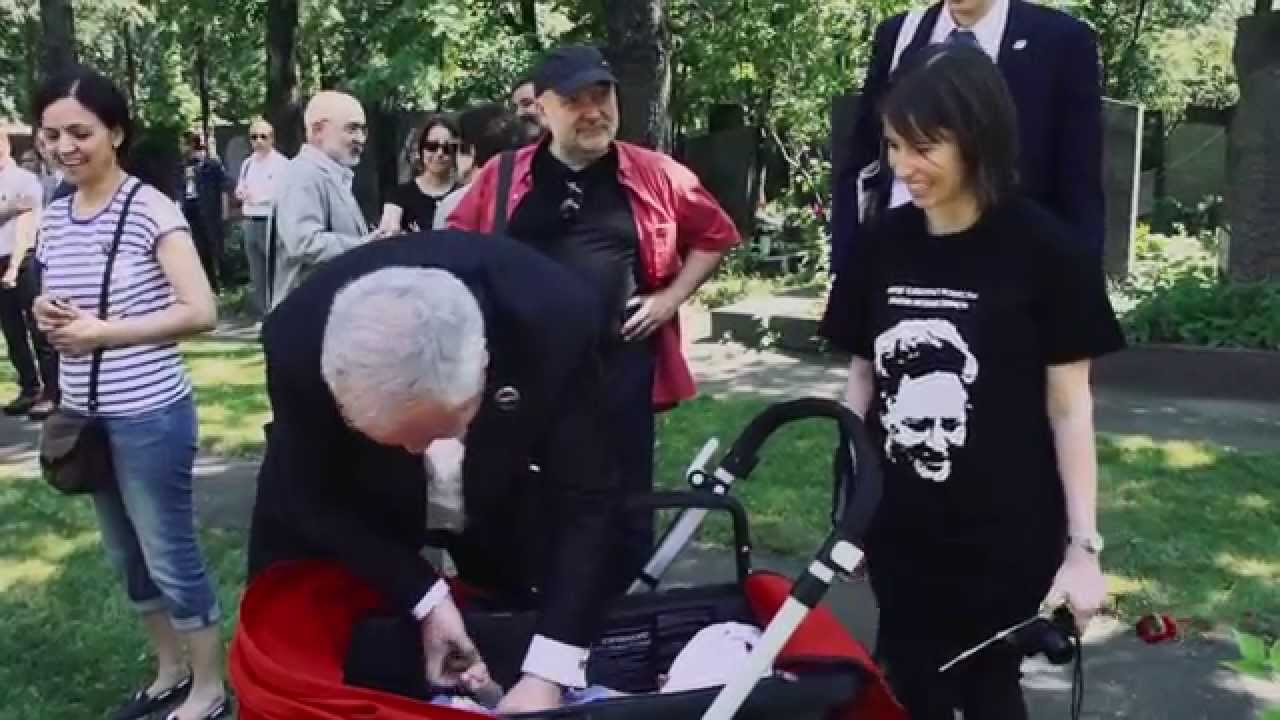 NAZIM HIKMET'I MOSKOVA ANMA ETKINLIKLERI 2015