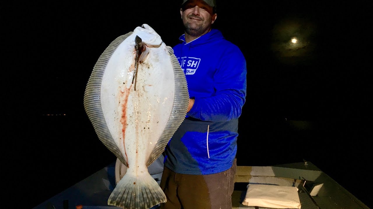 Flounder gigging with INCREDIBLE underwater footage
