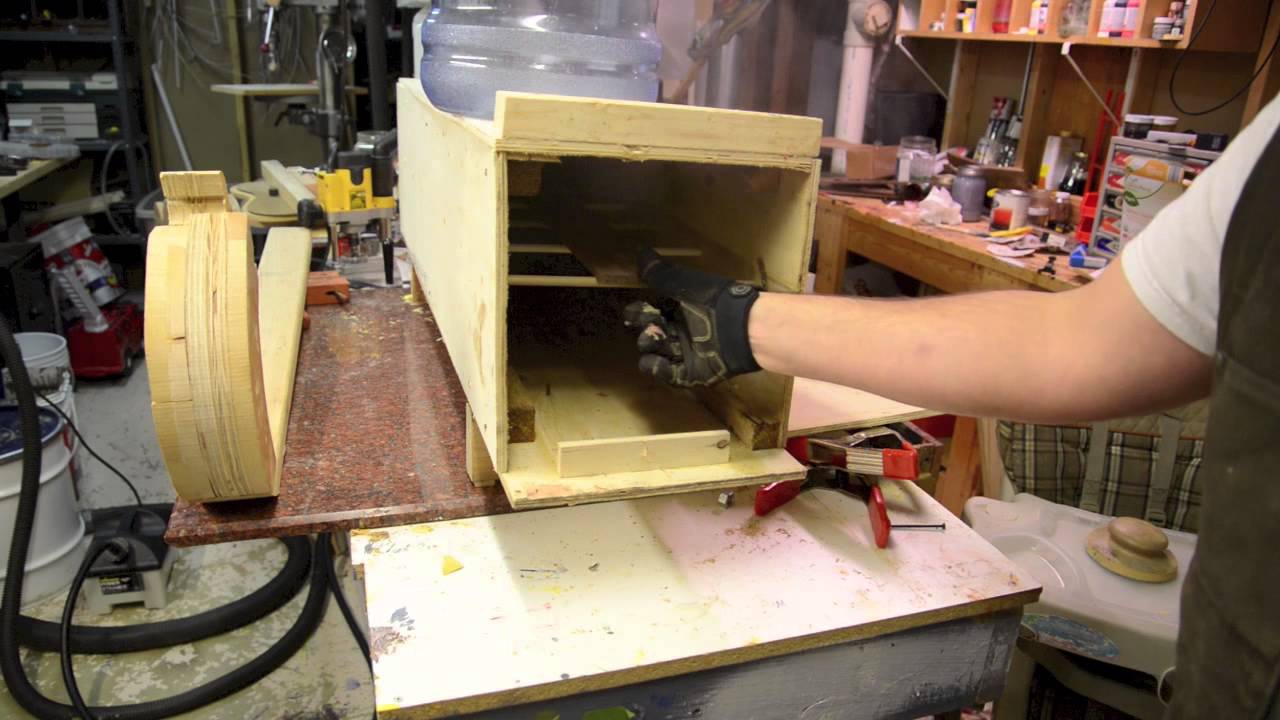 A steambox for bending wood and luthier work steamer