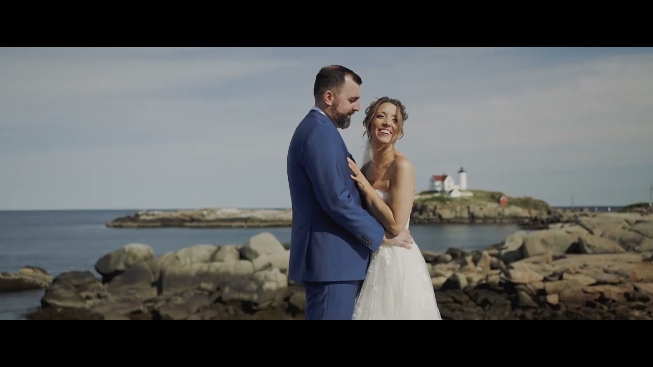 Seaside Maine wedding with Lighthouse Views // Rachel + Robbie // VIewPoint Hotel, Maine