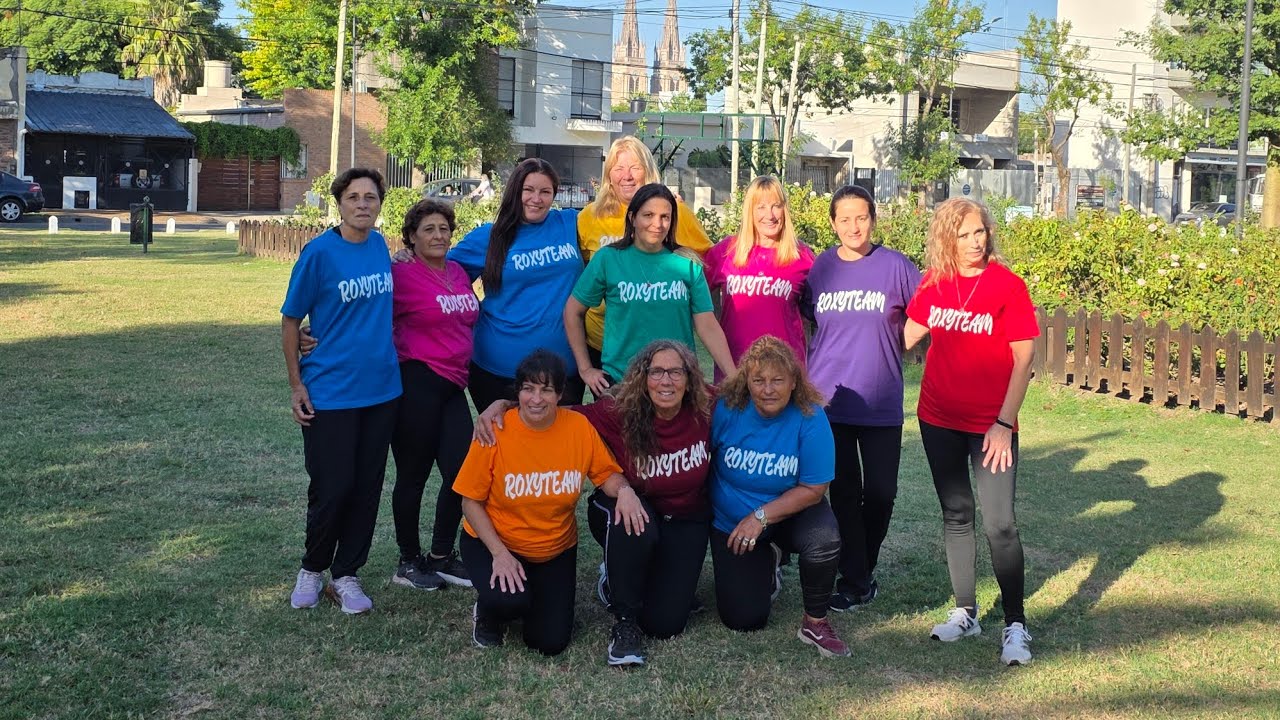 OYE MUJER (INTRO ES UN SECRETO) ELIAS GOMEZ✅️ EL ROXYTEAM DE LUJAN ✅️ ZUMBA CON ROXYTEAM 