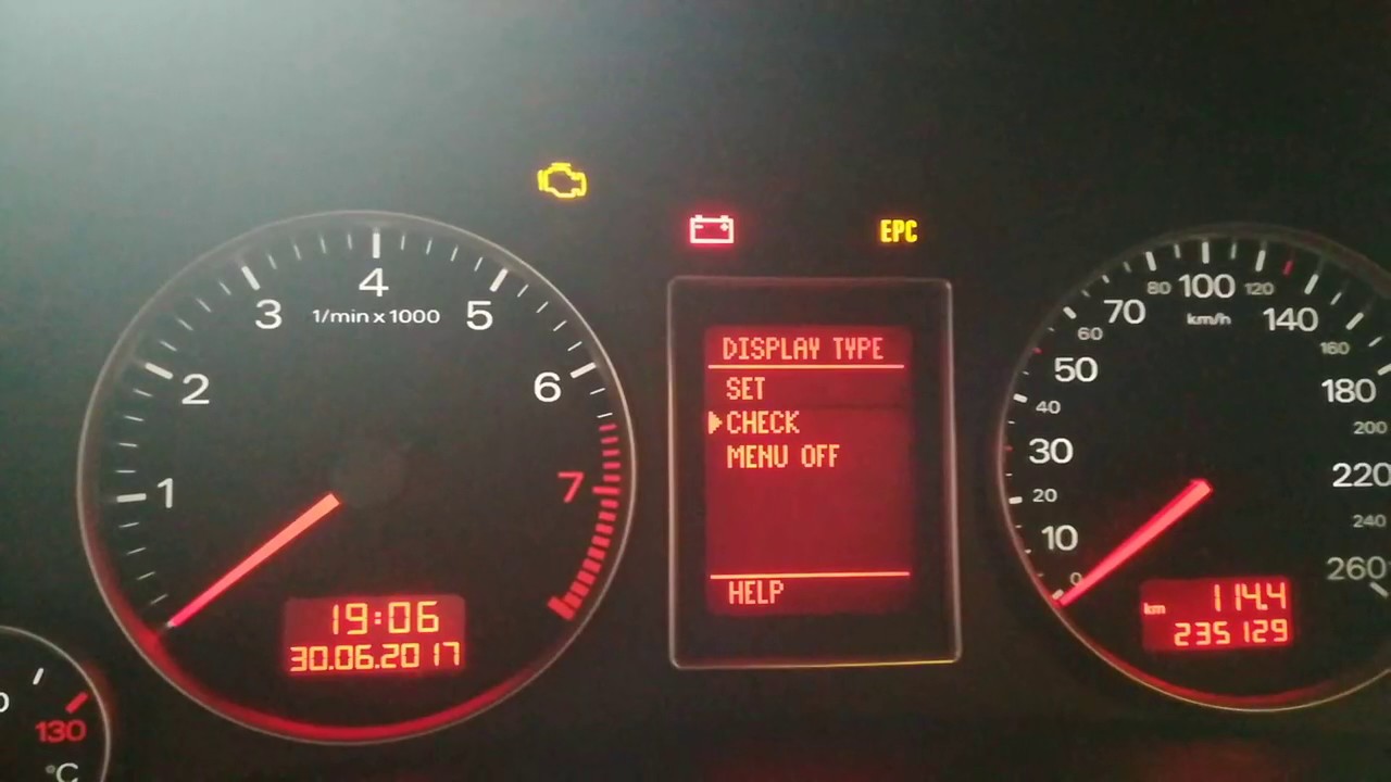 Audi A4 b7 FIS