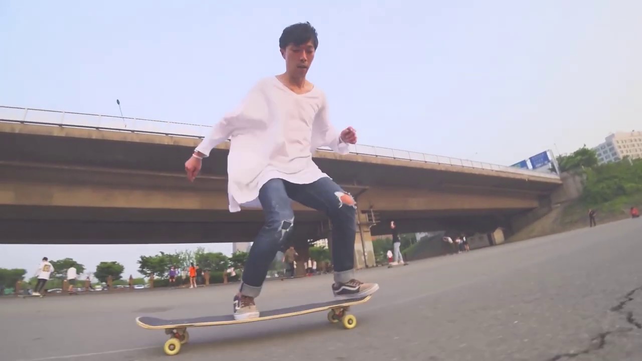 Timber Korea (Longboard Dancing)
