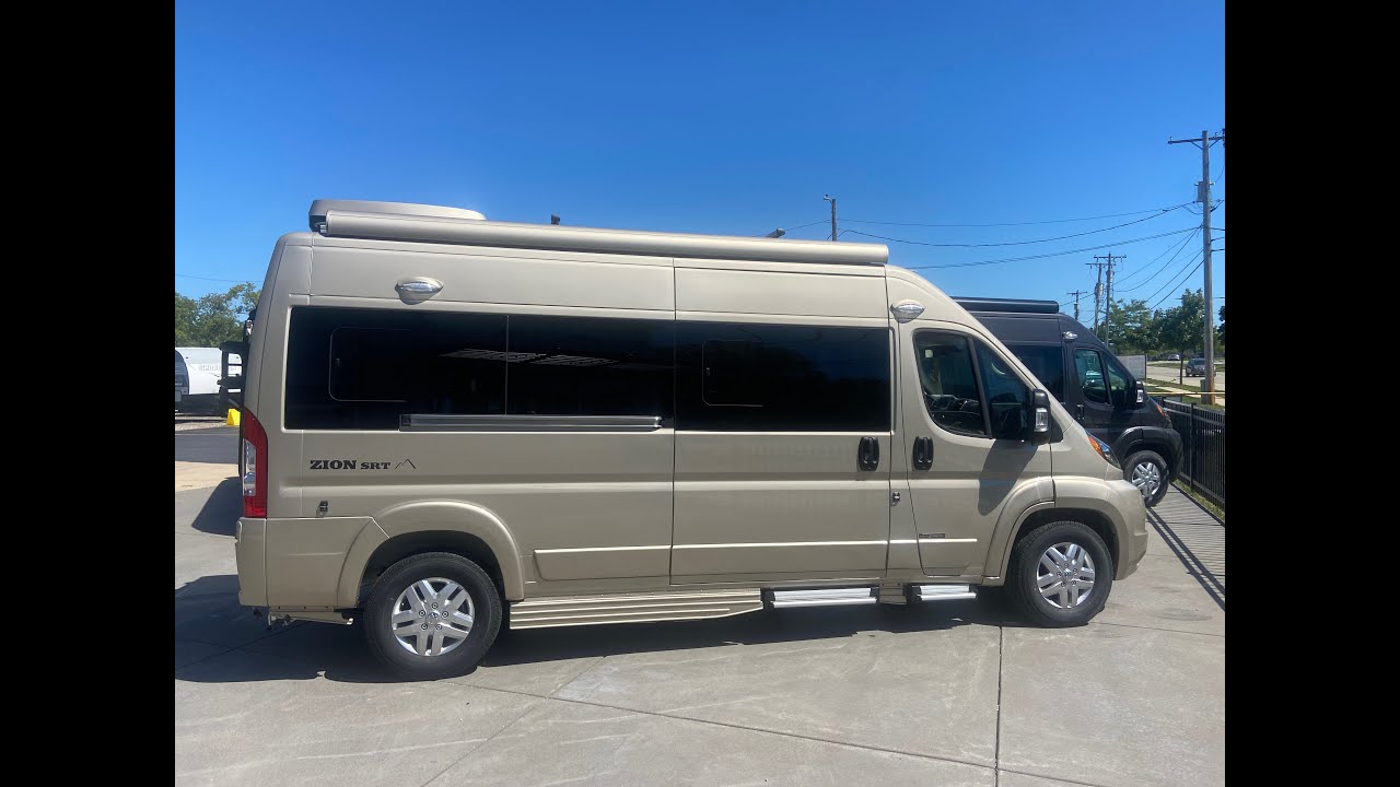2023 Roadtrek SRT - 19FT VAN AMAZING amount of space!