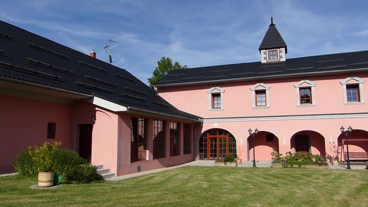 PRODEJ HISTORICKÉ ZEMĚDĚLSKÉ USEDLOSTI V MOHELNICI - ŘEPOVÉ