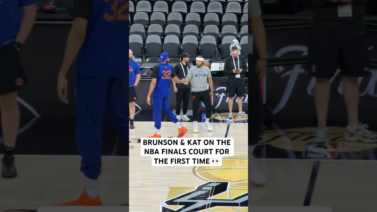 The Knicks Dynamic Duo take the NBA Finals court for the first time for practice 👏