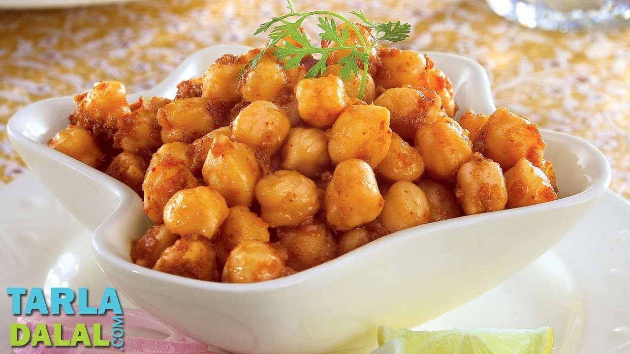 छोले (Chole (Peshawari Chole / Easy punjabi chole) by Tarla Dalal