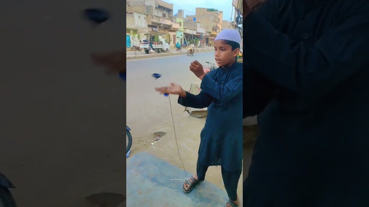 Amazing Skills 👏😀👏 | Talented Boys | Spinner Tricks | Road Talent | Pasha's Vlogs #shortvideo