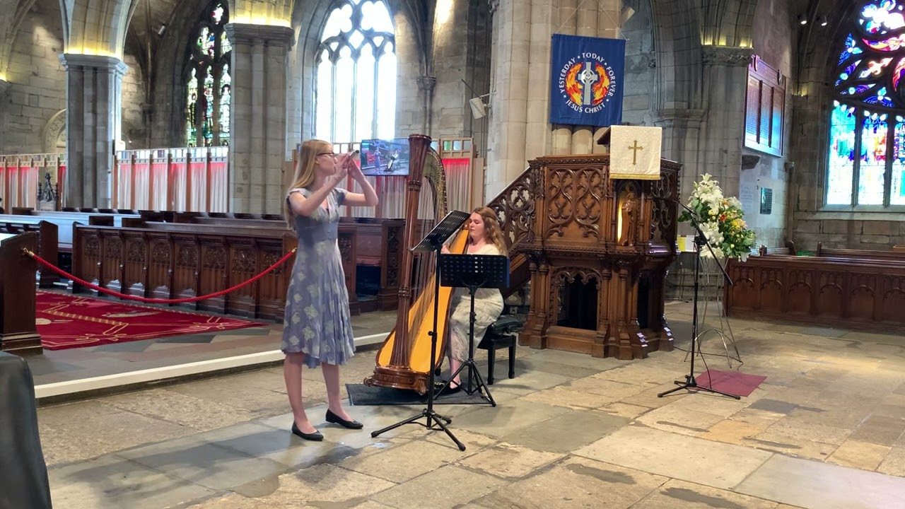 Apollo’s melody duo @StMichaelsLinlithgow