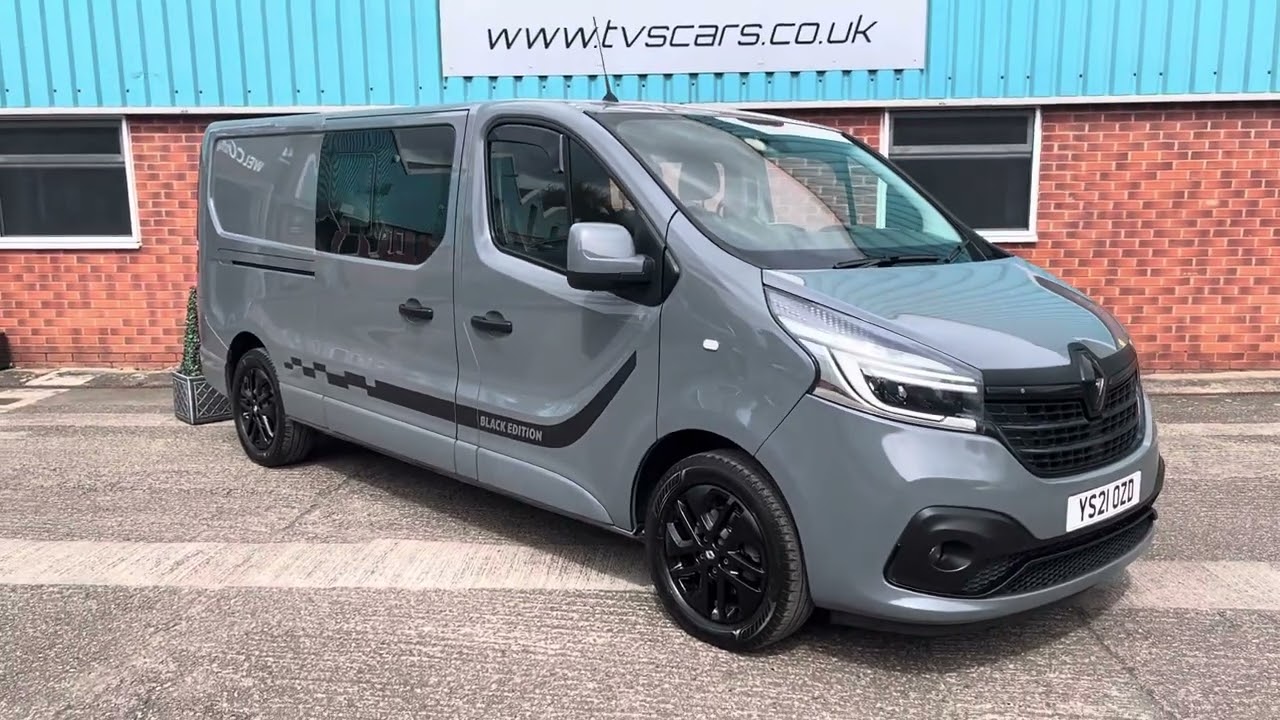 Renault Trafic 2.0 DCI Energy 30 Black Edition crew van @TVSCARSBRIDGNORTH