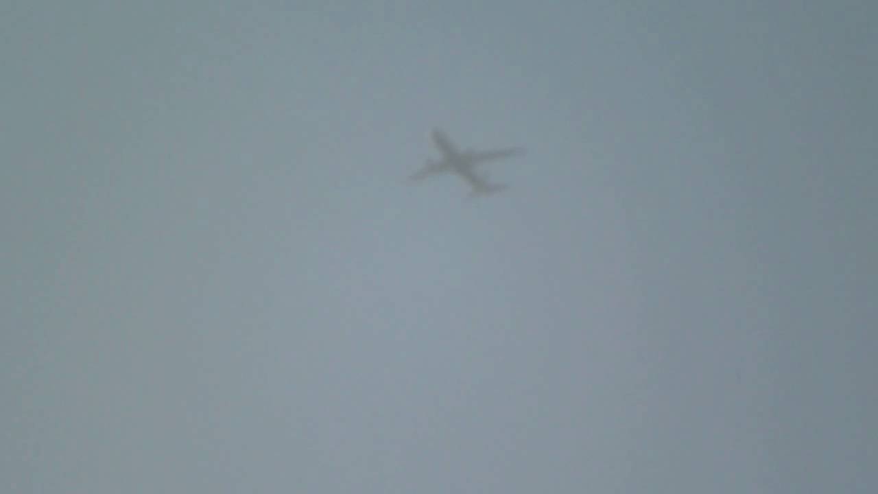 Aegean Airlines A320-200 take off over Hyde