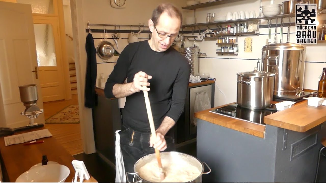 Ein Bier wird gebraut