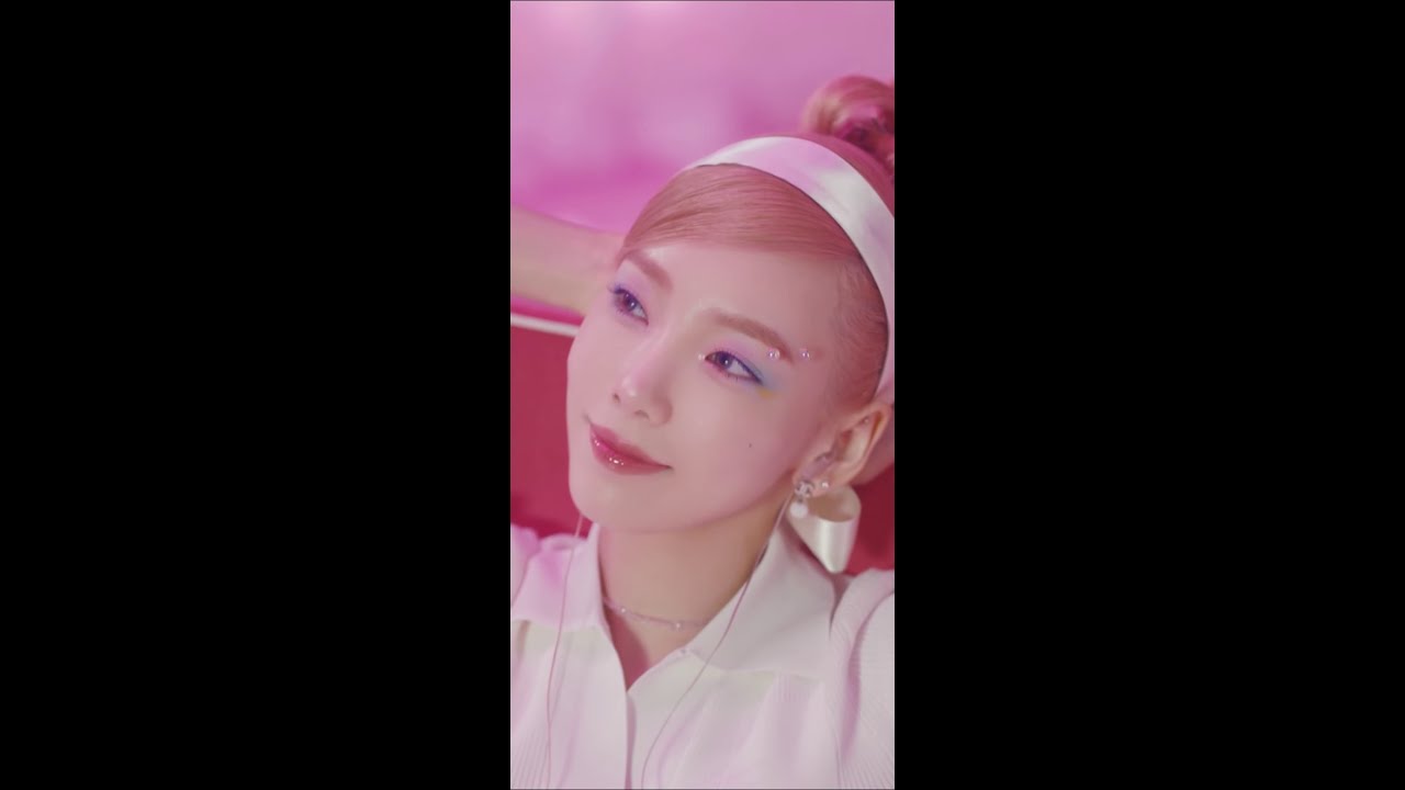 TAEYEON - Weekend (Official Instrumental w/ background vocals & adlibs)