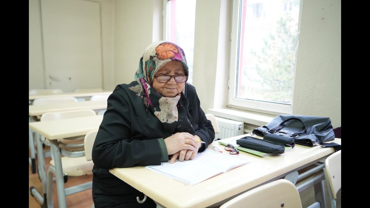 Okuma yazma bilmeyen kadınlar yaşadıkları zorlukları anlattı.