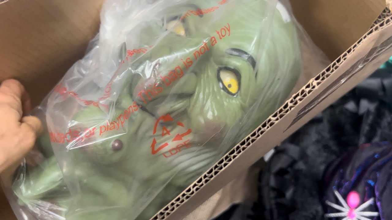 Gemmy 2013 Cauldron Witch Unboxing