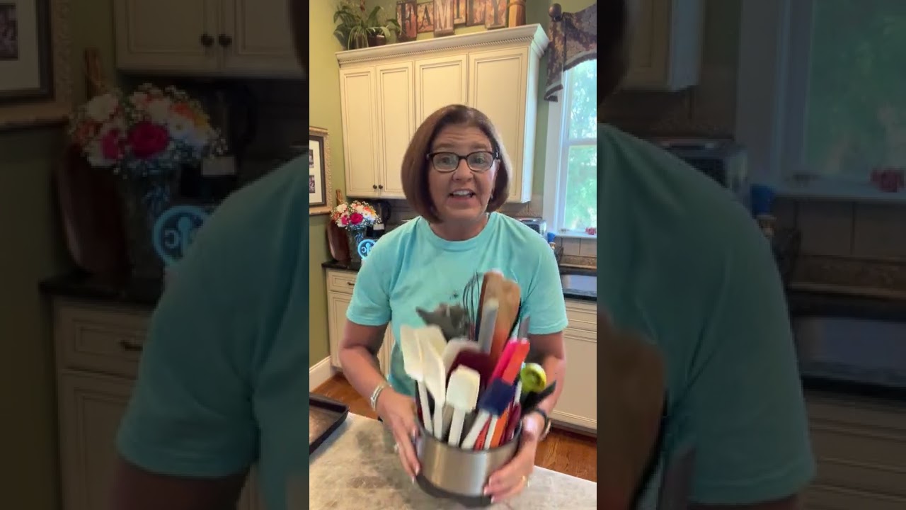 Sarah’s Pampered Chef TOP 10 Must Have Products!
