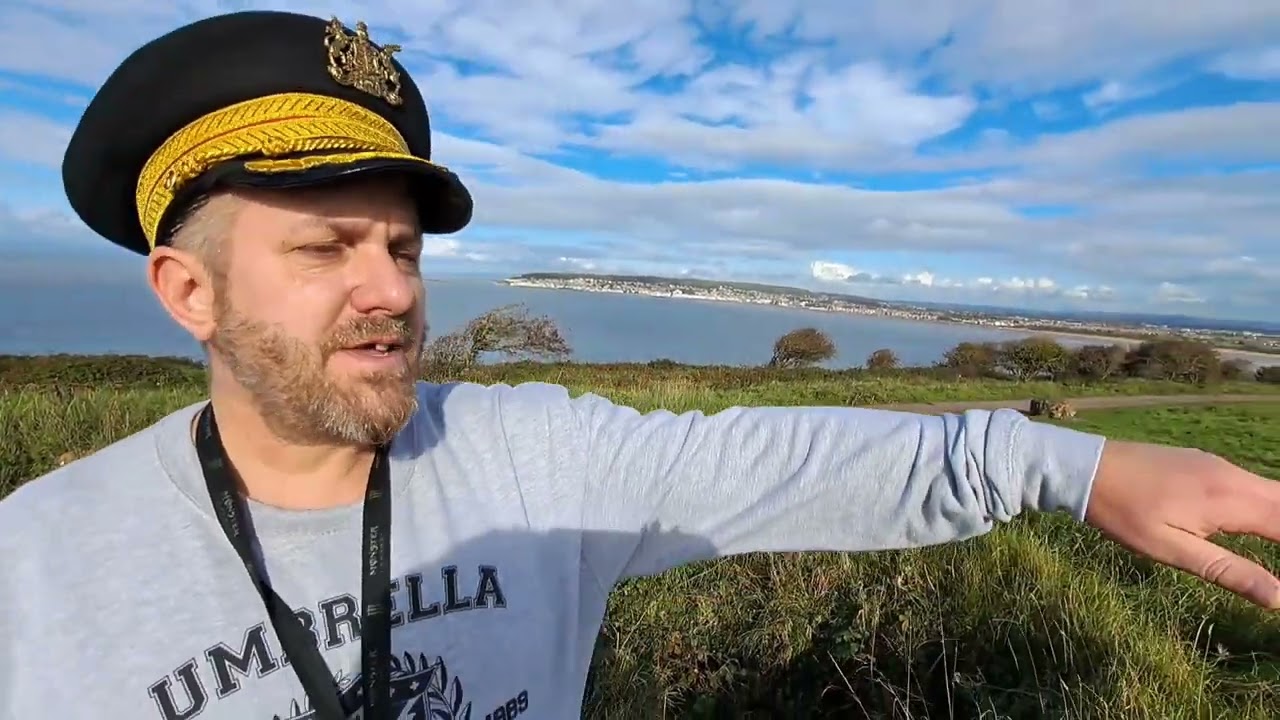 The Past Finders - Brean Down - Temples, Mounds and Ghostly Pies!