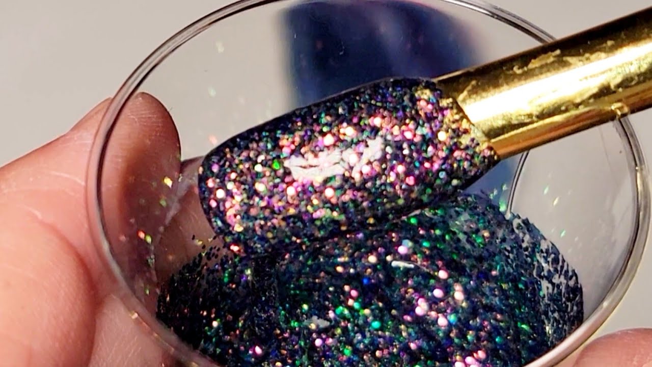 Woah! Now THIS Is Art. Silhouette Swipe Step By Step. Acrylic Pour Swipe With Lots Of Glitter