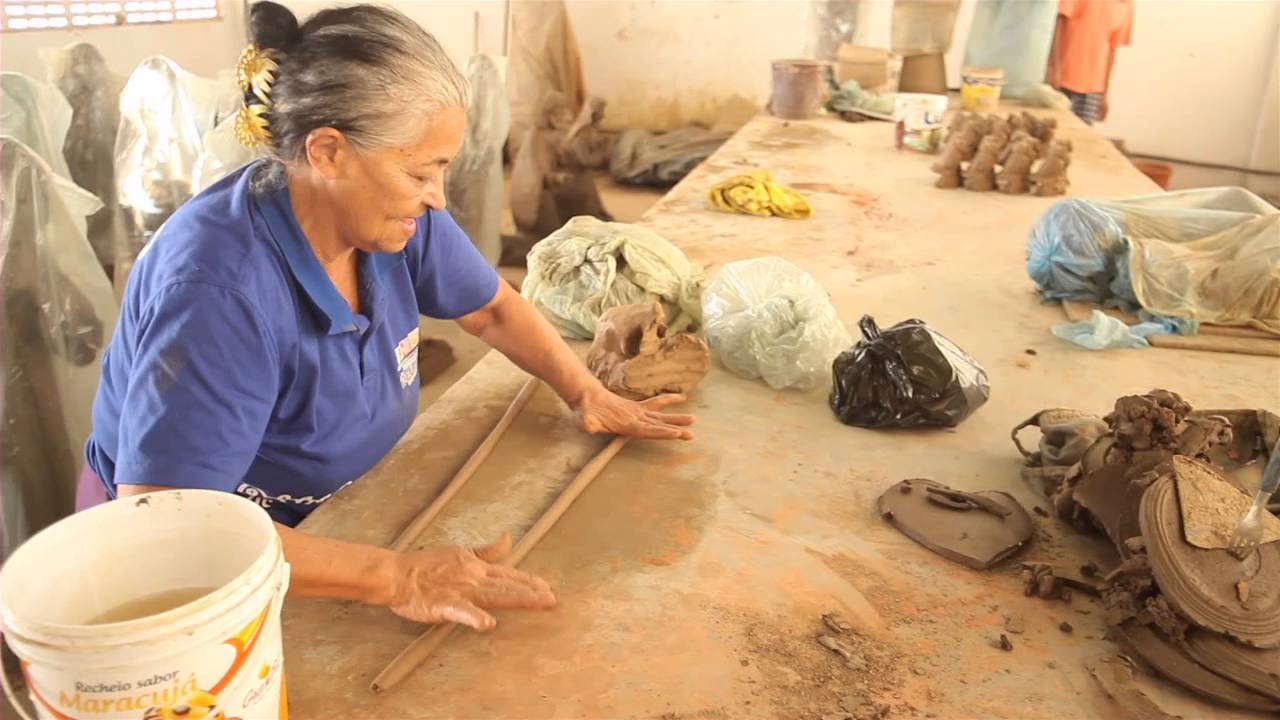 TERRITÓRIO DAS MÃOS - TRACUNHAÉM - NOEMIA