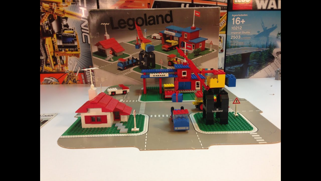 RARE  LEGO LEGOland 355 Town Center Set with Roadways from 1972