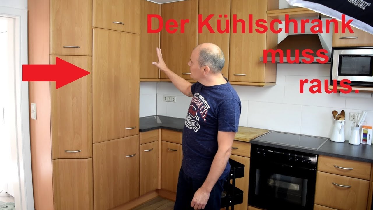 Der Kühlschrank muss raus.